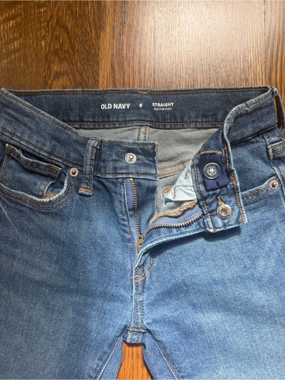 Old Navy Boys Slim Straight Built In Flex Jeans in Light Blue Wash
